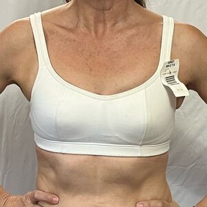 Champion shape scoop skinny strap sports bra sz 32A white nwt